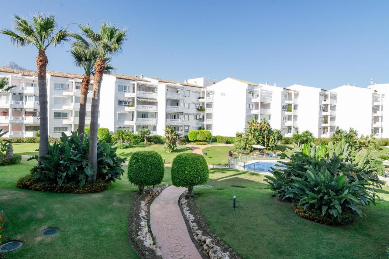Pr45- Beach Front Apartment Puerto Banus マルベーリャ エクステリア 写真