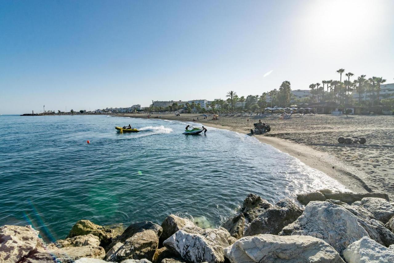 Pr45- Beach Front Apartment Puerto Banus マルベーリャ エクステリア 写真