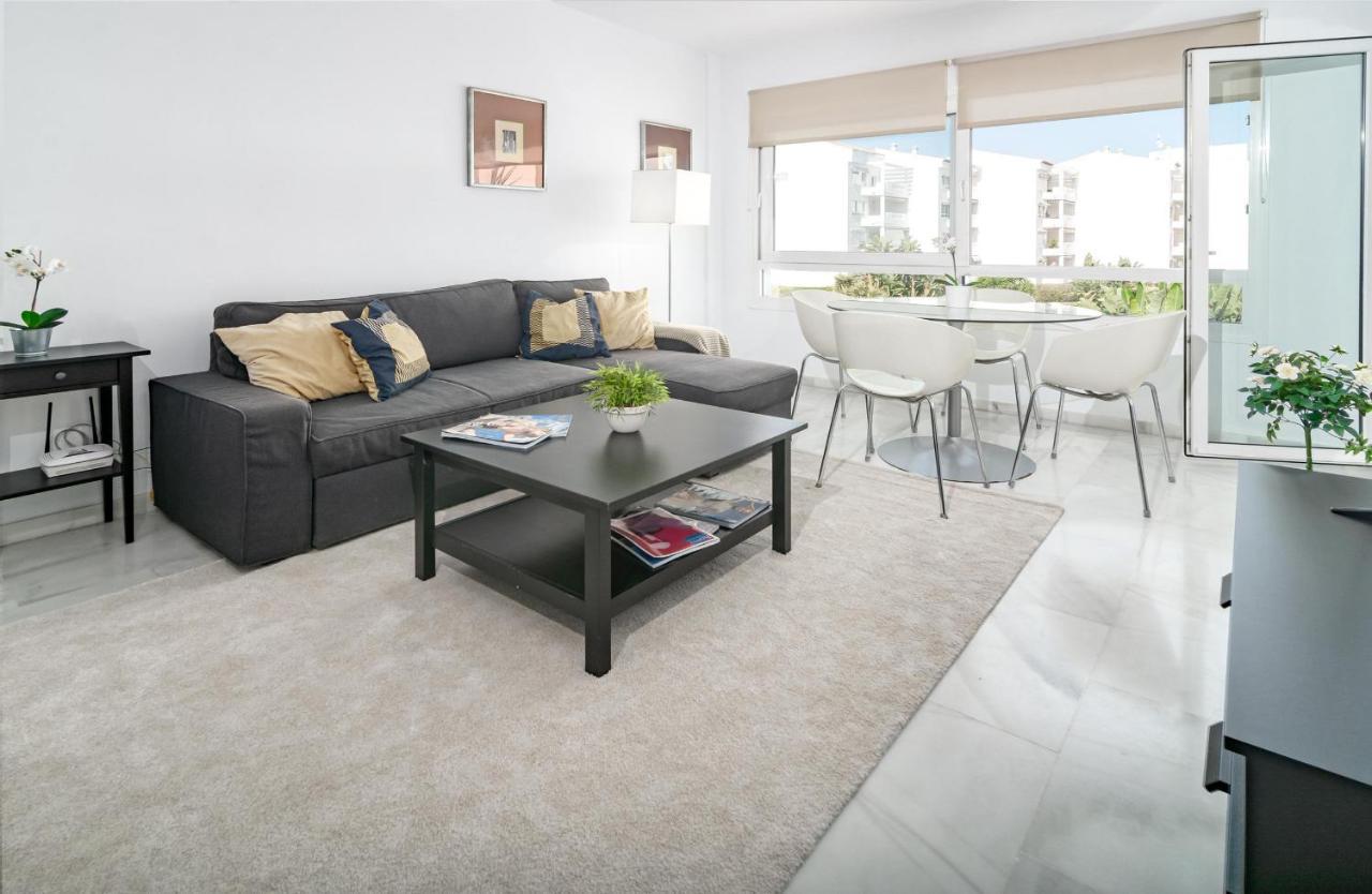 Pr45- Beach Front Apartment Puerto Banus マルベーリャ エクステリア 写真