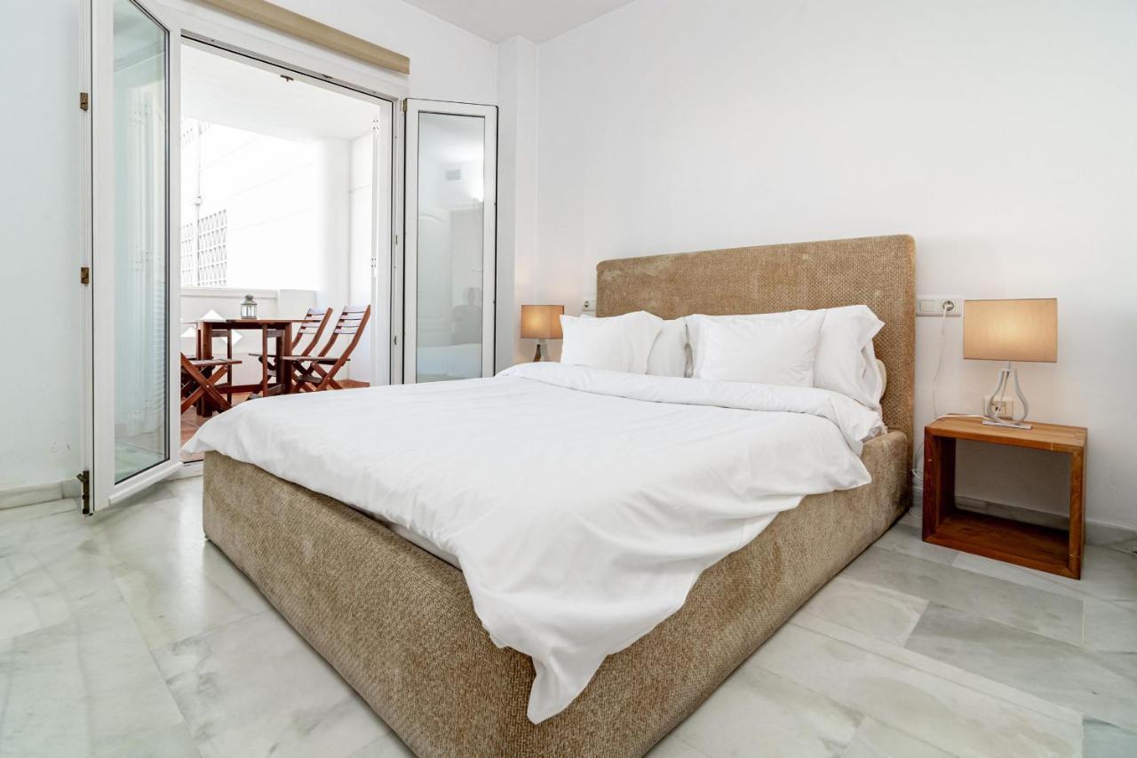 Pr45- Beach Front Apartment Puerto Banus マルベーリャ エクステリア 写真