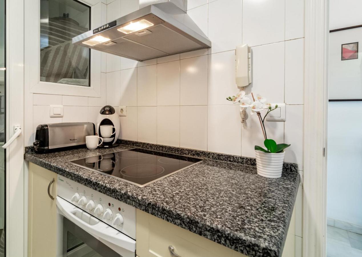 Pr45- Beach Front Apartment Puerto Banus マルベーリャ エクステリア 写真